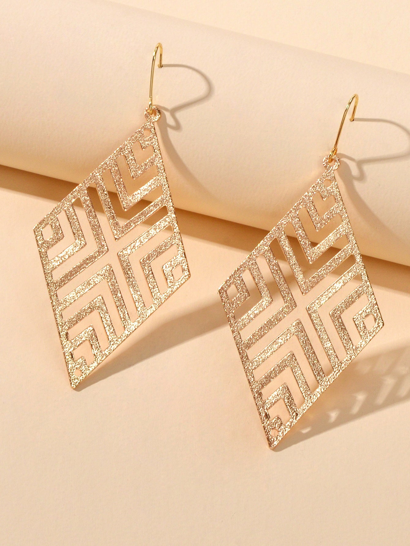 Hollow out Geometric Rhombus Drop Earrings Chic Ear Hook Boutique