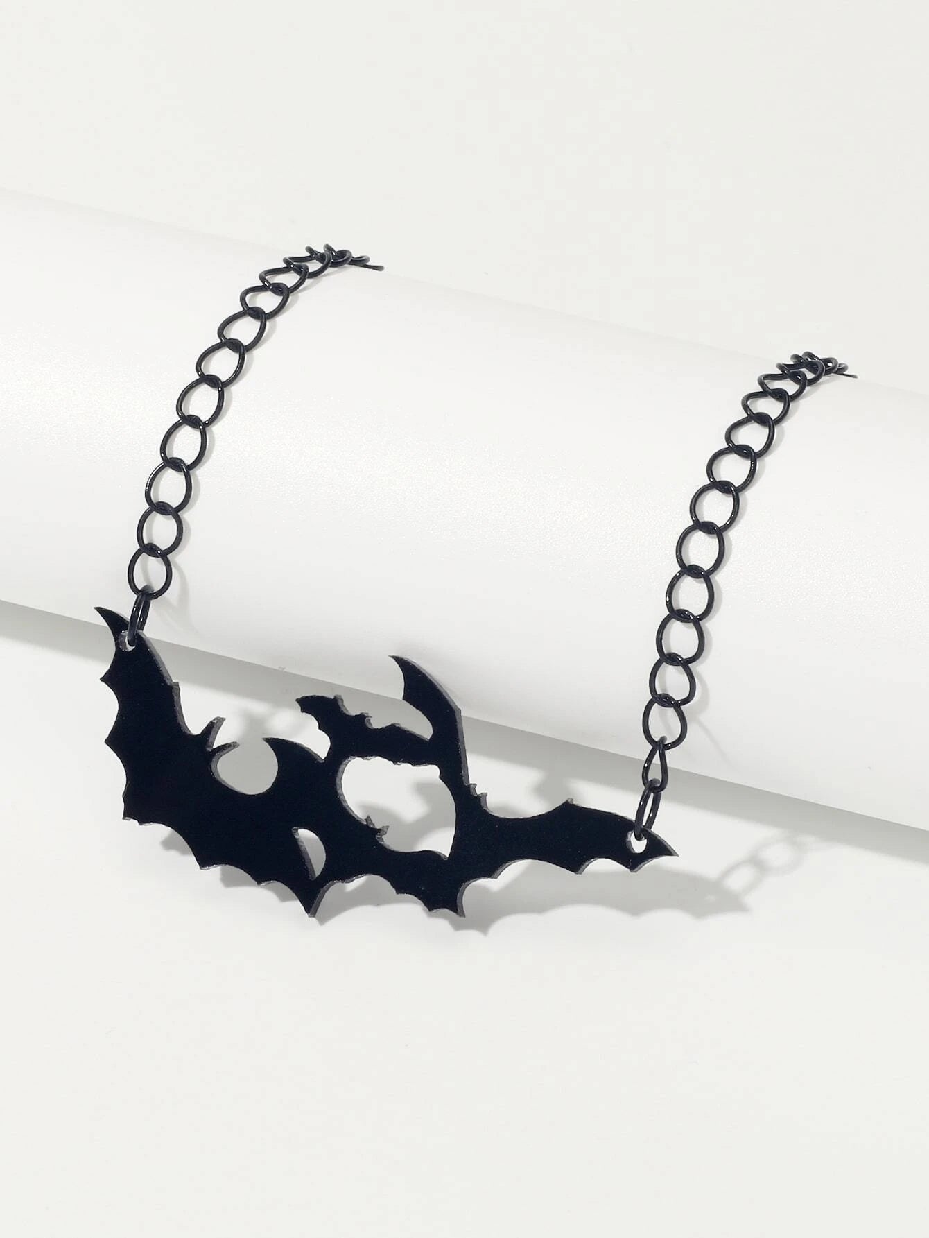 Midnight Flight | Necklace – Gothic Bat Silhouette Chain
