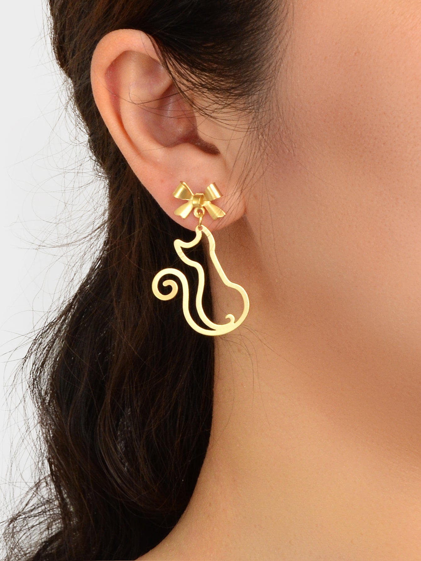 Kawaii Aesthetic Hollow Bow Tie Cat Dangle Earrings Animals Design