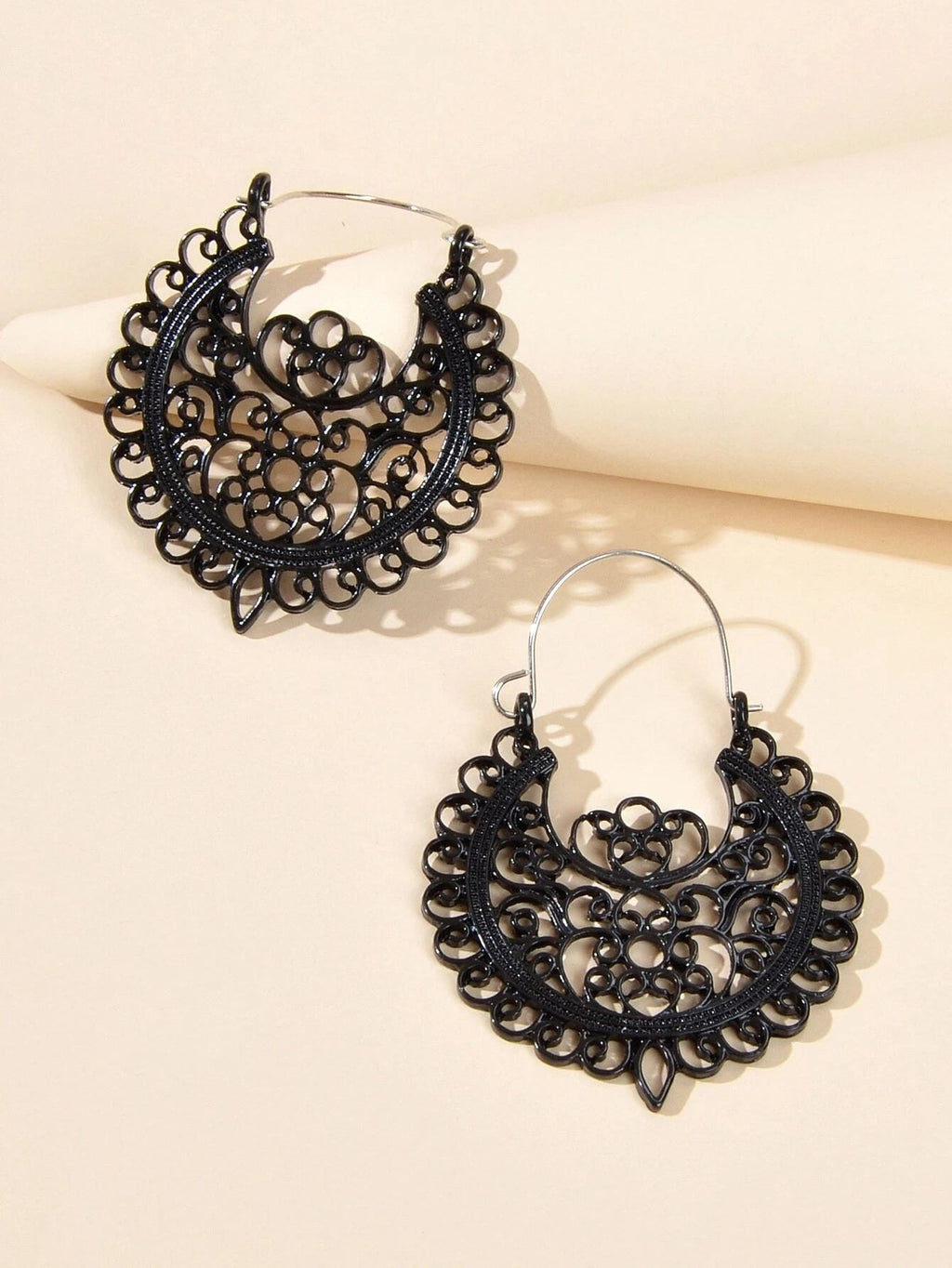 Traditional Black Hollow out Geometric Flower Hoop Earrings Designer