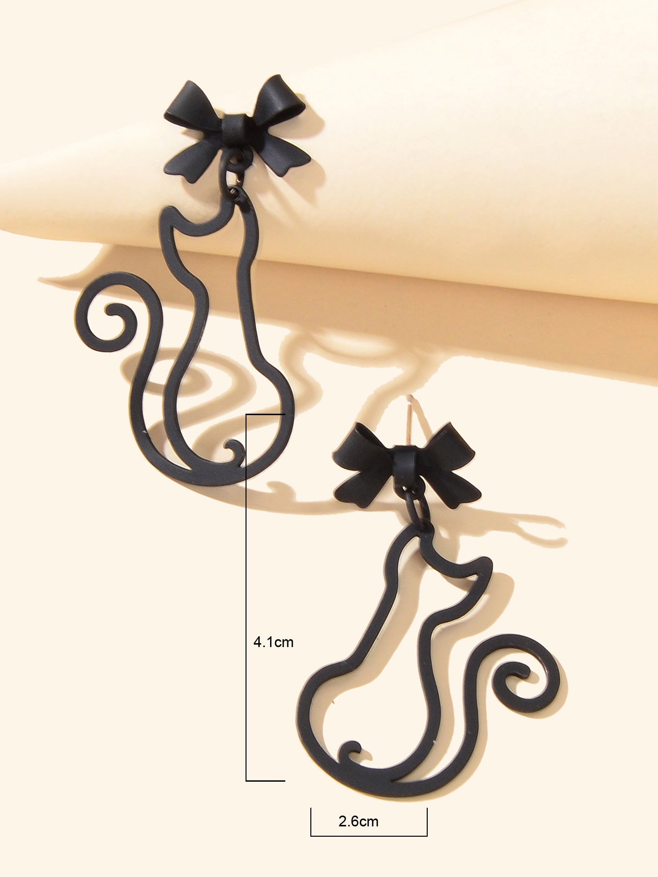 Kawaii Aesthetic Hollow Bow Tie Cat Dangle Earrings Animals Design