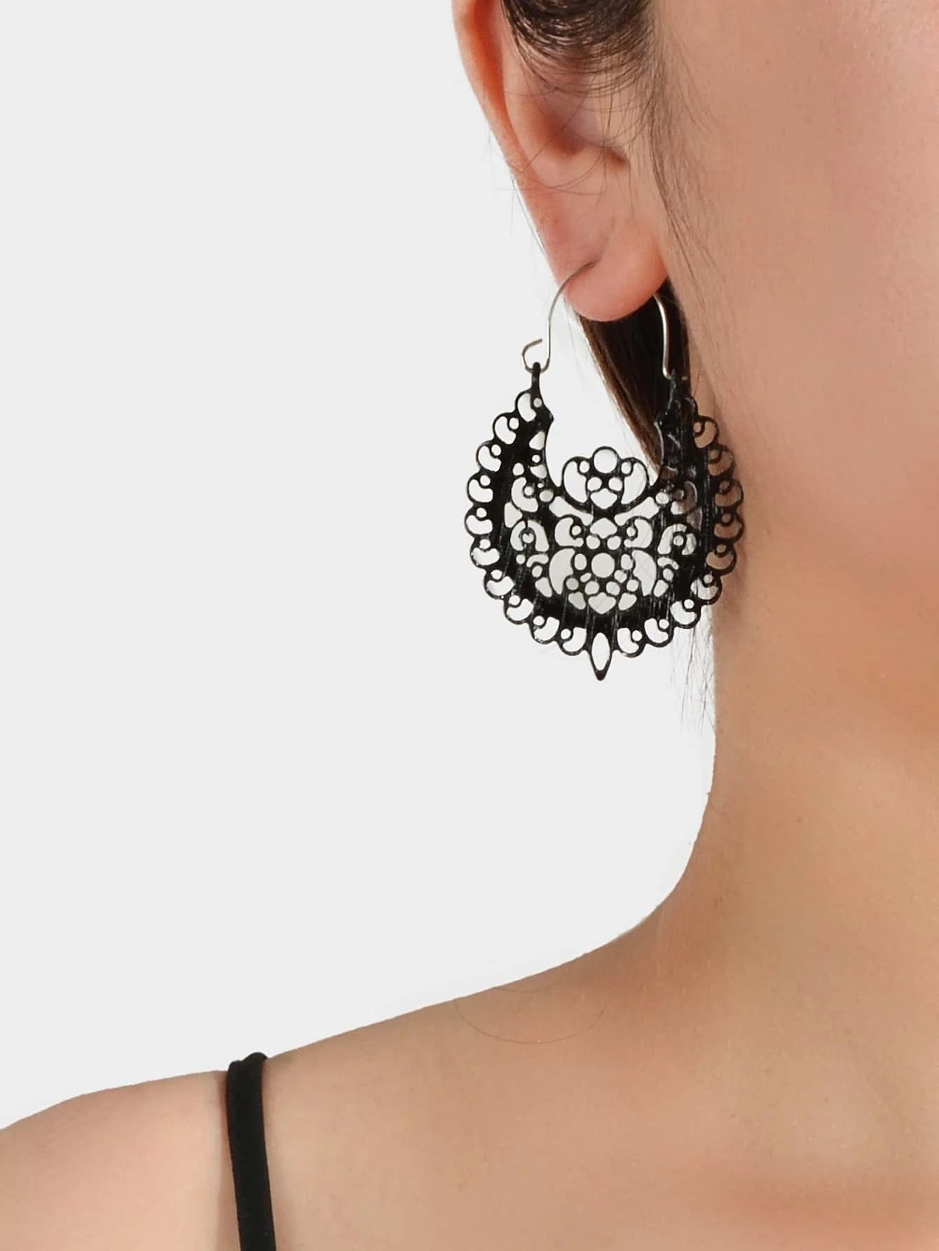 Traditional Black Hollow out Geometric Flower Hoop Earrings Designer