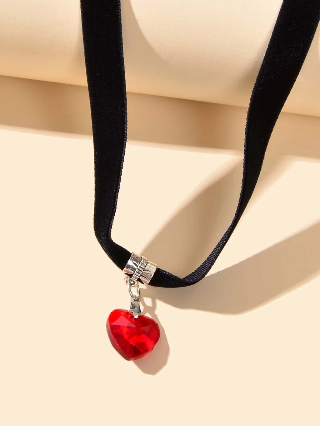 Gothic Style Black Velvet Choker Heart Charm Necklace Punk Halloween
