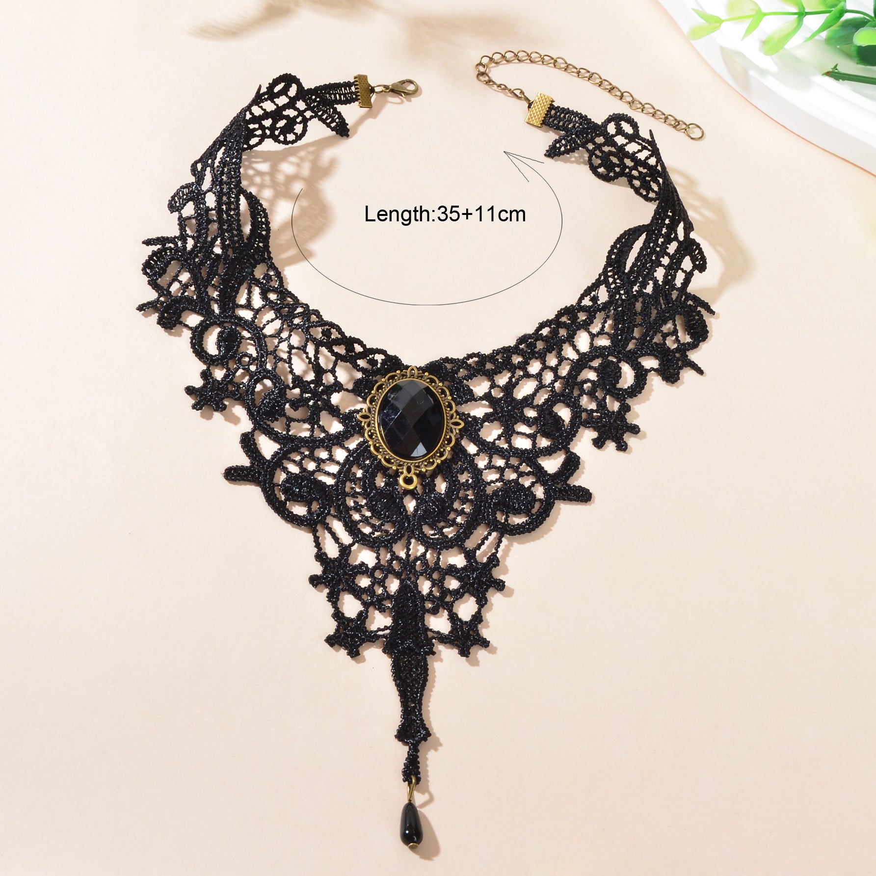 Gravemourn | Victorian Lace Gem Choker