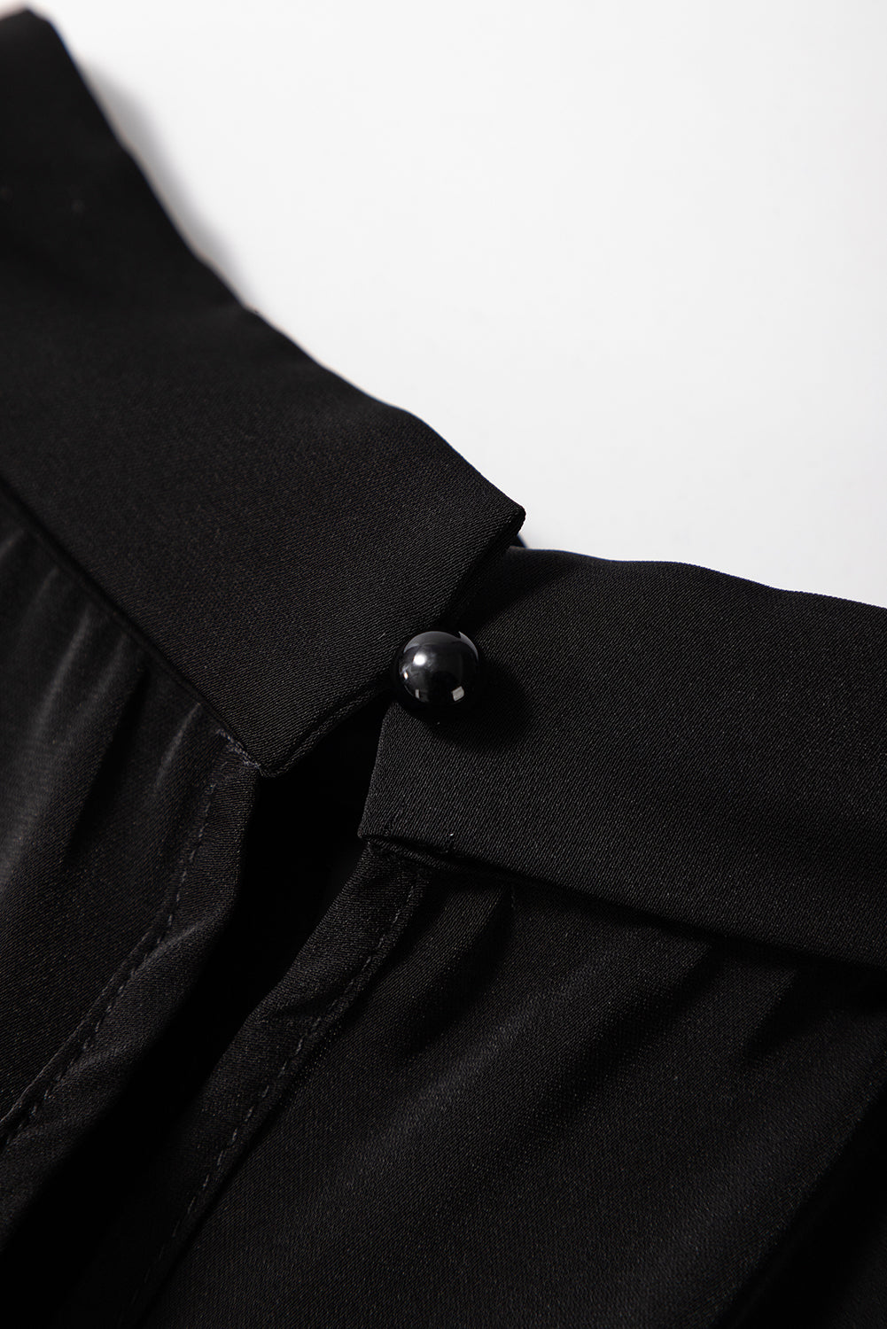 Lace Patchwork Sleeve Keyhole Neckline Blouse